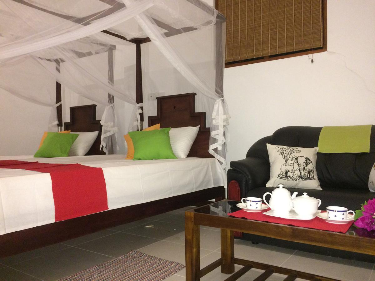 Hotel Bundala Park Weligatta エクステリア 写真